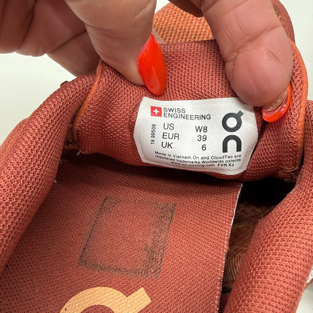 On Cloud 2 rust Orange 19.99506 womens sz 8 running shoes - Picture 7 of 11